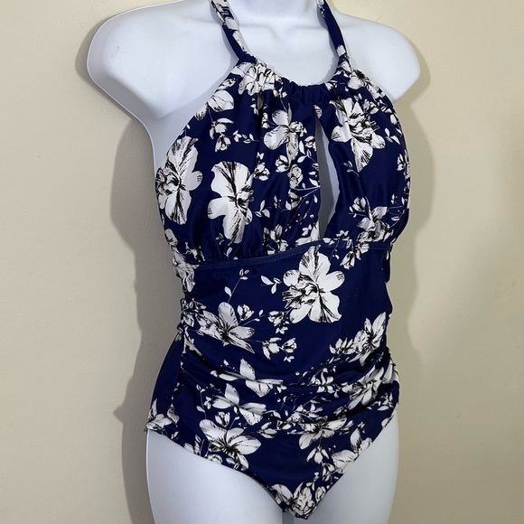 B 2 Prity sz med 1 piece swimsuit in a blue & white beachy look Nearly new - Picture 1 of 14